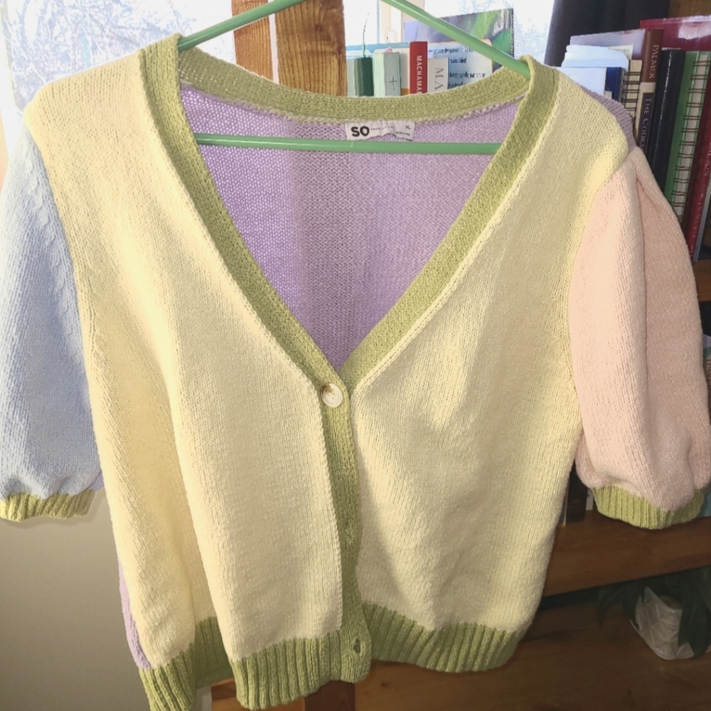 Color blocked short sleeve cardigan